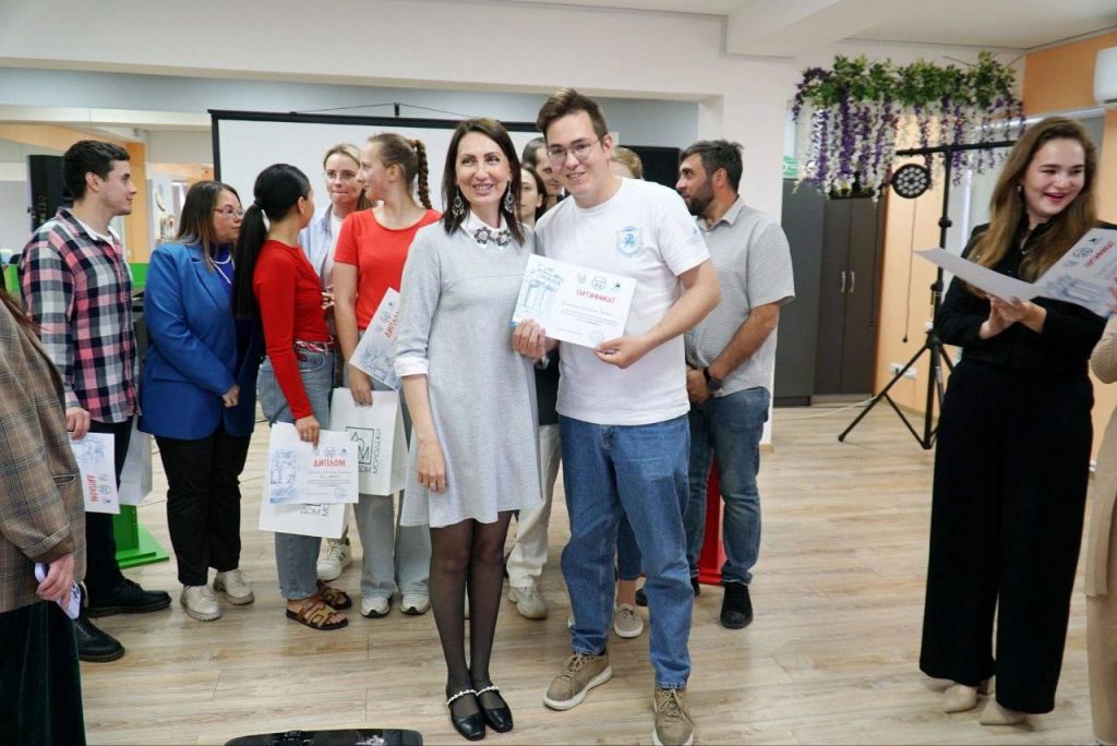 photo_2025-05-16_14-42-47-1024x684 Стартовал весенний этап интеллектуально-дискуссионной игры молодежи — «АГОНиМЫ»